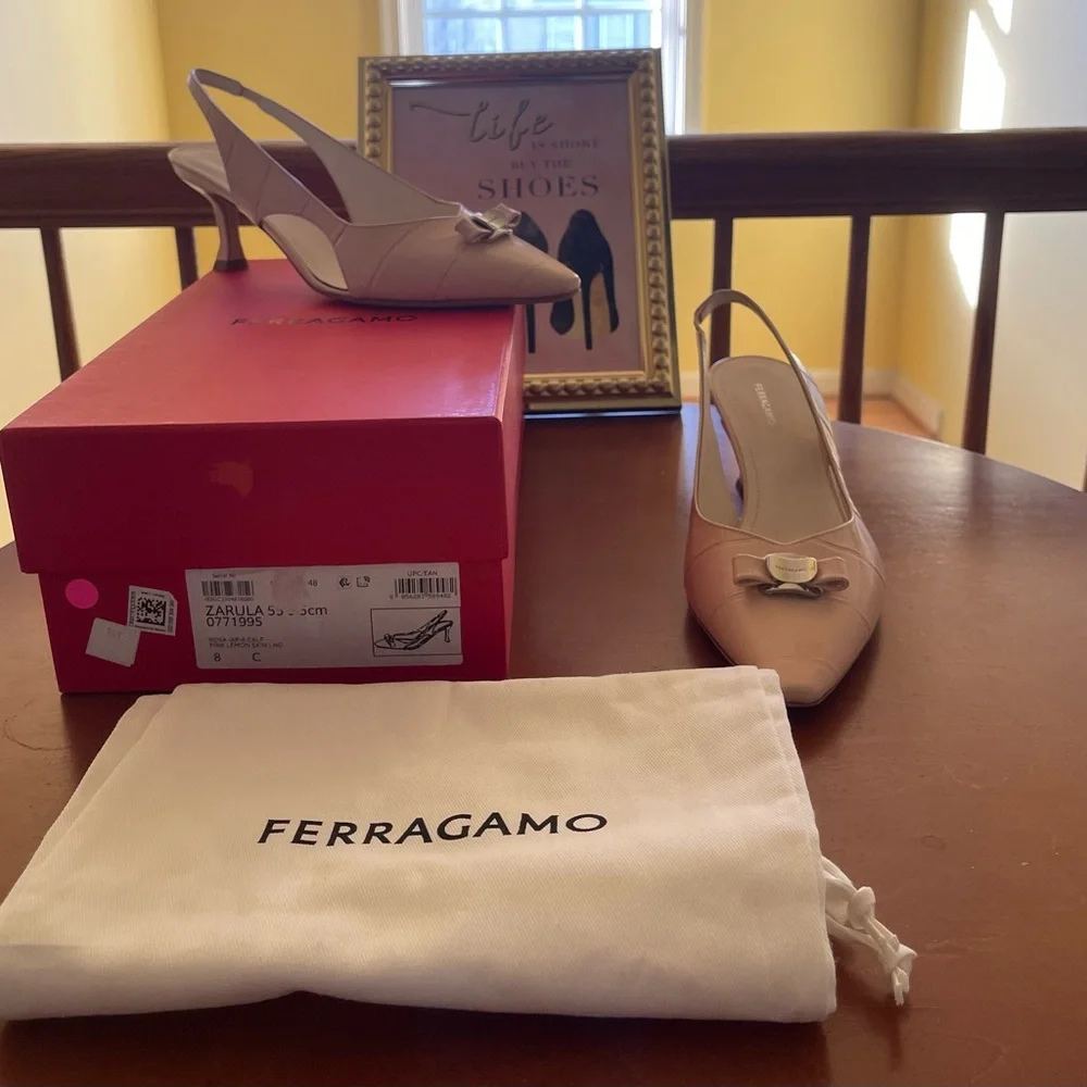 New Ferragamo size 8 light pink 3 inch heel - Picture 1 of 3